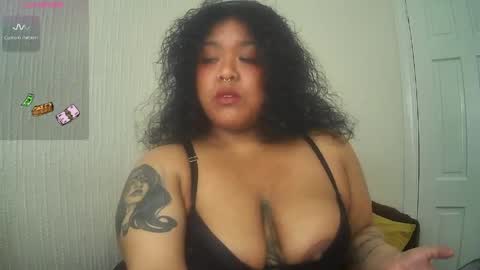 Snapshot of doubleddelirium chatting on April 6, 11:55 am DeeDee online show from April 6, 11:55 am