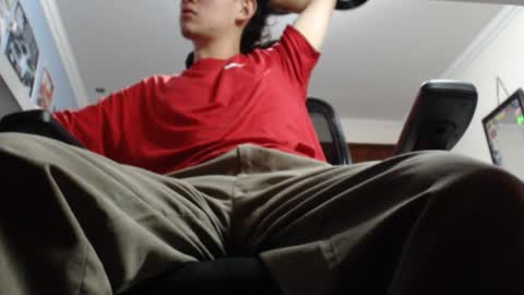 Snapshot of douglas_drake chatting on February 4, 2:17 am douglas_drake online show from February 4, 2:17 am