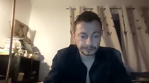 Snapshot of doveyfinn88 chatting on December 4, 1:48 am doveyfinn88 online show from December 4, 1:48 am