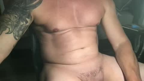 Snapshot of down4fun1269 chatting on October 16, 5:03 pm Down4fun1269 online show from October 16, 5:03 pm