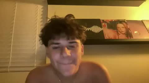 DownLow 22 online show from April 11, 12:20 pm