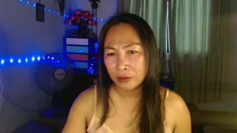 Snapshot of doyouwantme143 chatting on April 25, 8:06 am doyouwantme143 online show from April 25, 8:06 am