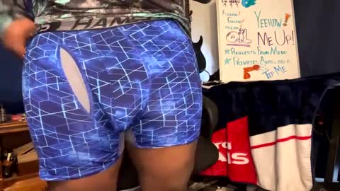 MrPirated online show from February 15, 7:28 pm