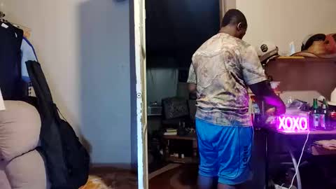 MrPirated online show from October 11, 12:43 am