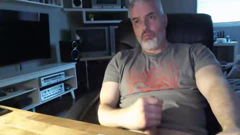 Snapshot of dr_dave20 chatting on April 3, 4:05 pm dr_dave20 online show from April 3, 4:05 pm
