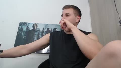 draco_boy2000 online show from June 17, 11:16 pm