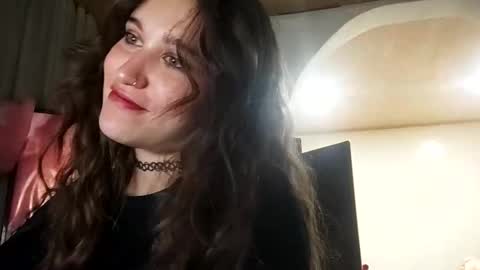 Snapshot of draculina69 chatting on December 11, 12:12 am draculina69 online show from December 11, 12:12 am