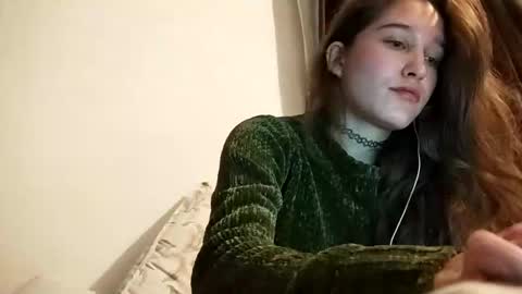 Snapshot of draculina69 chatting on December 23, 6:22 am draculina69 online show from December 23, 6:22 am