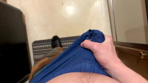 Snapshot of dragonman1219 chatting on February 27, 3:39 am dragonman1219 online show from February 27, 3:39 am