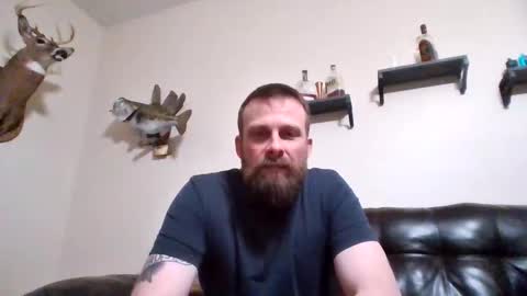 Snapshot of dragoste18 chatting on December 23, 6:33 am Dragoste online show from December 23, 6:33 am