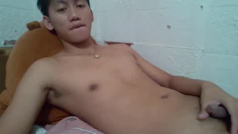 Snapshot of drain_me29 chatting on October 6, 1:58 am drain_me29 online show from October 6, 1:58 am