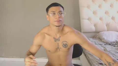 Snapshot of drake_the_kingmaster chatting on December 3, 9:56 pm ig kingmaster777 online show from December 3, 9:56 pm