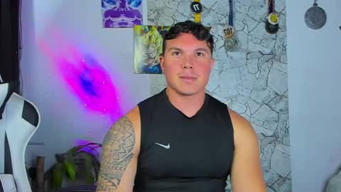 Snapshot of drake_xion1 chatting on November 29, 12:13 am drake_xion1 online show from November 29, 12:13 am