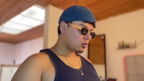 drakeeee online show from February 4, 3:51 pm