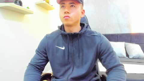 Snapshot of draven_marceaux chatting on June 2, 11:12 am Draven online show from June 2, 11:12 am
