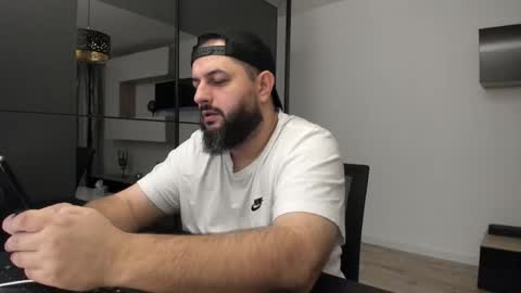 DravenPeak online show from November 2, 5:15 pm