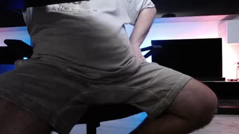 Snapshot of dravenpeak chatting on June 24, 9:25 pm DravenPeak online show from June 24, 9:25 pm
