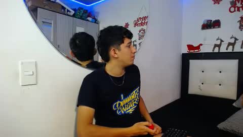 -- nicolle and jhon -- online show from December 17, 3:34 am