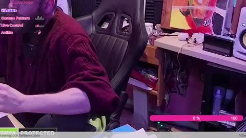 Snapshot of drawingcock chatting on February 1, 8:26 pm drawingcock online show from February 1, 8:26 pm