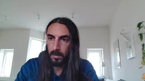 Snapshot of dread1990 chatting on May 16, 3:11 pm new profile Aircum99 online show from May 16, 3:11 pm