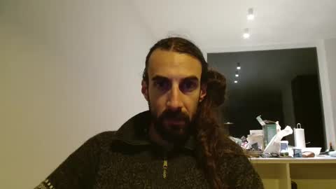 Snapshot of dread1990 chatting on May 20, 9:10 pm new profile Aircum99 online show from May 20, 9:10 pm
