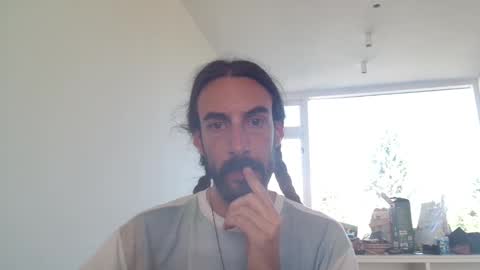 Snapshot of dread1990 chatting on May 22, 9:26 am new profile Aircum99 online show from May 22, 9:26 am