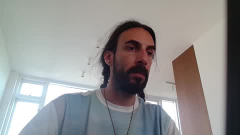Snapshot of dread1990 chatting on May 23, 10:30 am new profile Aircum99 online show from May 23, 10:30 am