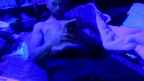 Snapshot of dreaded_folks chatting on December 14, 9:25 am dreaded_folks online show from December 14, 9:25 am