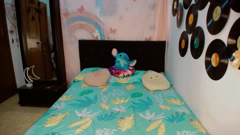 sharon online show from December 22, 8:11 am