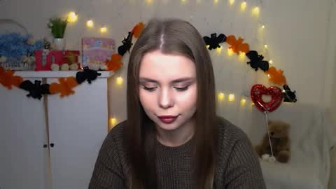 Snapshot of dream_mari chatting on October 11, 6:01 am Mari online show from October 11, 6:01 am
