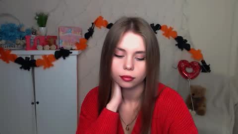 Snapshot of dream_mari chatting on October 14, 5:41 am Mari online show from October 14, 5:41 am