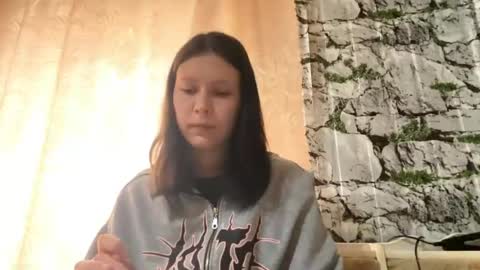 Snapshot of dreamahouseholder chatting on May 29, 8:23 am Elina online show from May 29, 8:23 am