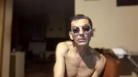 Snapshot of dreambob chatting on September 30, 2:16 am Dreambob online show from September 30, 2:16 am