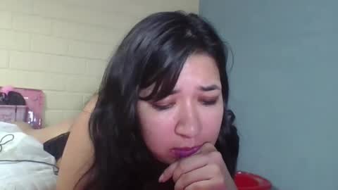 Molly online show from March 16, 5:44 am