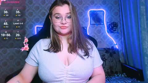 dreamforyoue2 online show from June 9, 6:30 pm
