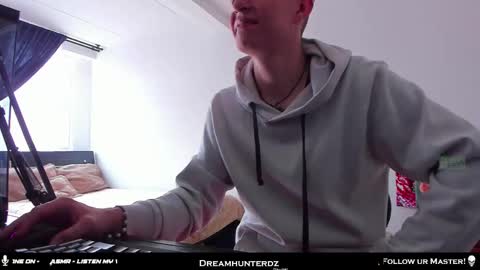 Your lord. - ONLINE  1500 Pm to 2100 Pm - New York Hour online show from January 8, 7:49 pm