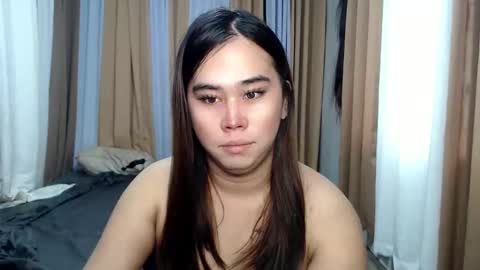 Snapshot of dreammegan chatting on September 30, 10:59 pm Stacy DONT FORGET TO FOLLOW ME AND THUMBS UP my wife samgrg2 online show from September 30, 10:59 pm