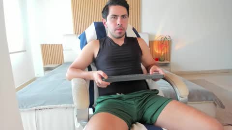 Diego online show from November 23, 7:24 pm