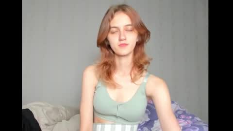 dreamy_pollyyy online show from September 23, 4:54 pm