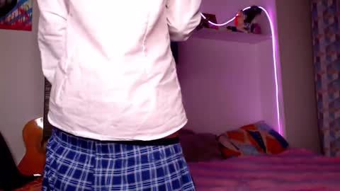 Snapshot of dreamyadam chatting on November 26, 7:37 pm Adam Dream online show from November 26, 7:37 pm