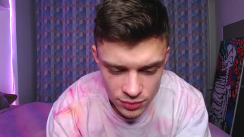 Snapshot of dreamyadam chatting on November 27, 3:36 pm Adam Dream online show from November 27, 3:36 pm