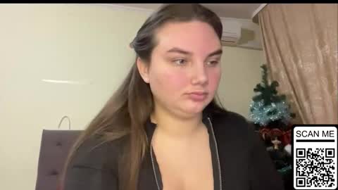 Mila online show from January 14, 8:47 pm