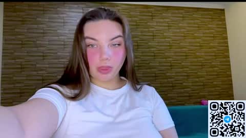 Mila online show from May 5, 7:05 am