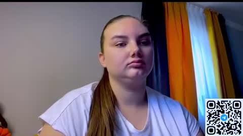 Snapshot of dreamyblushfairy chatting on July 16, 8:20 am Mila online show from July 16, 8:20 am