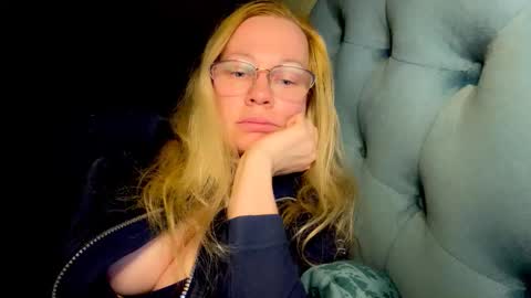 Kate online show from October 20, 6:30 pm