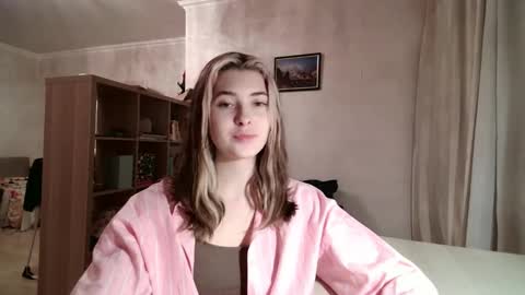 Dia online show from February 16, 3:30 pm