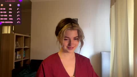 Snapshot of dremazwahlen chatting on May 13, 12:13 pm Dia online show from May 13, 12:13 pm