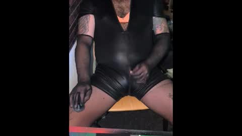 Snapshot of dress_like_u_love_it_3 chatting on September 16, 7:15 pm dress_like_u_love_it_3 online show from September 16, 7:15 pm