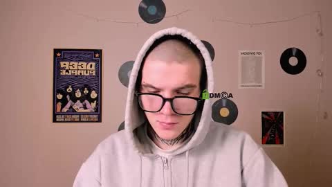 drew_soft_ online show from December 2, 7:42 pm