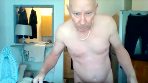drewboy292455 online show from October 26, 1:50 pm